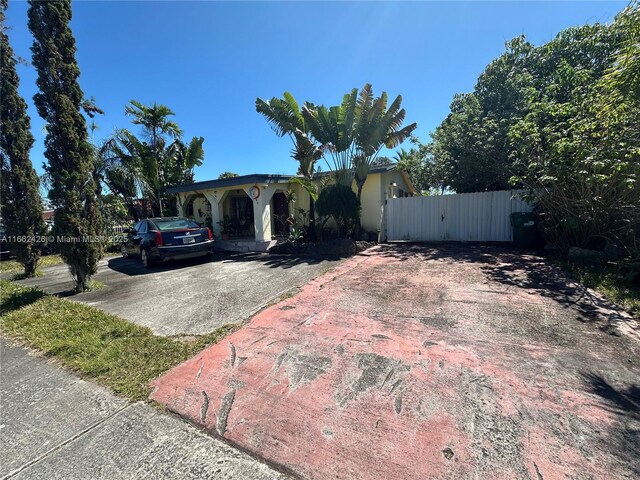 view of front of home