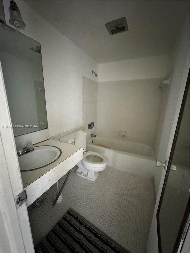 full bathroom with tile patterned flooring, shower / tub combination, sink, and toilet