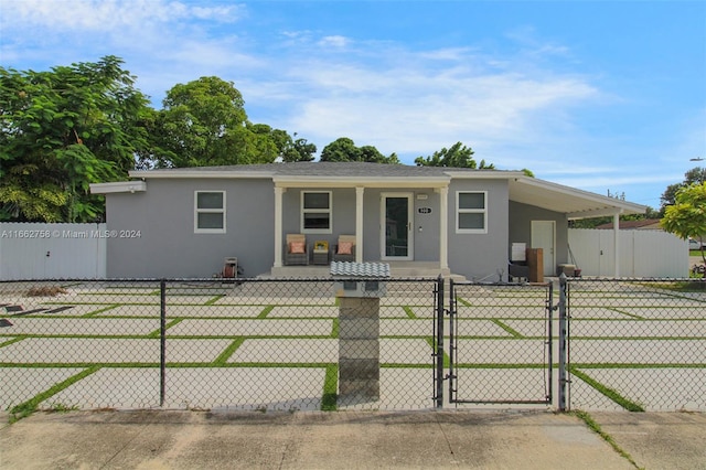 view of front of house