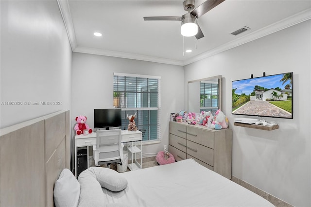 bedroom featuring crown molding and ceiling fan