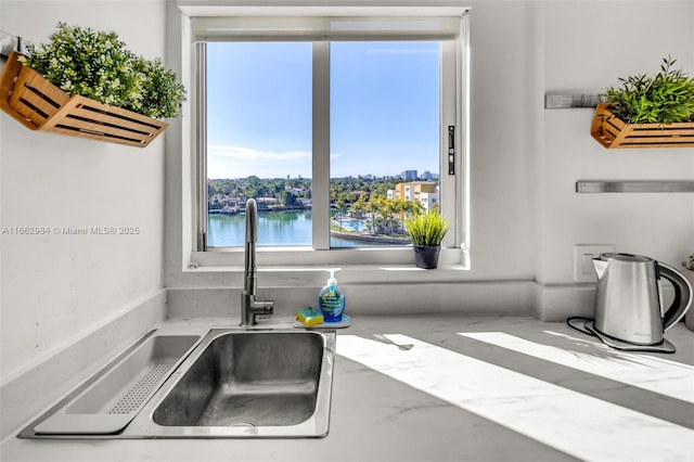 kitchen featuring a sink