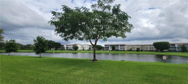 view of water feature