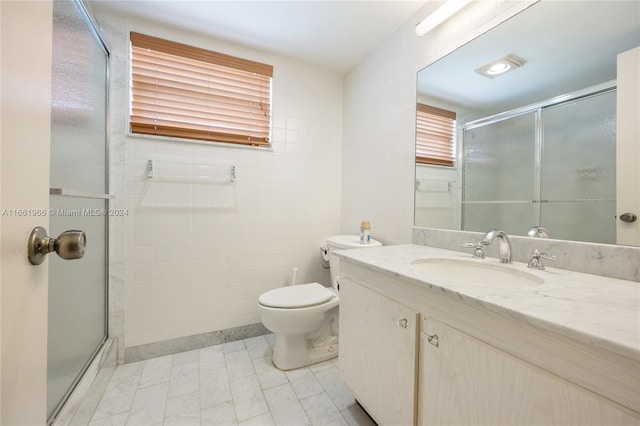 spare room with a textured ceiling