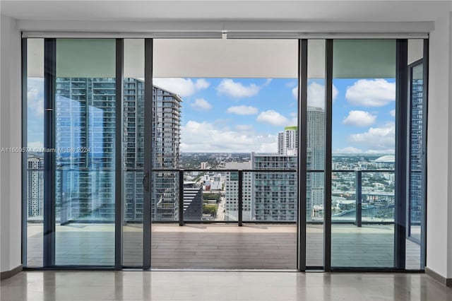 68 SE 6th St Unit 3102, Miami, FL 33131 - balcony featuring a view of city