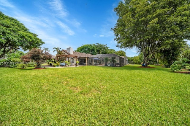 7706 SW 74th Ln, Miami, FL 33143 - view of yard with glass enclosure