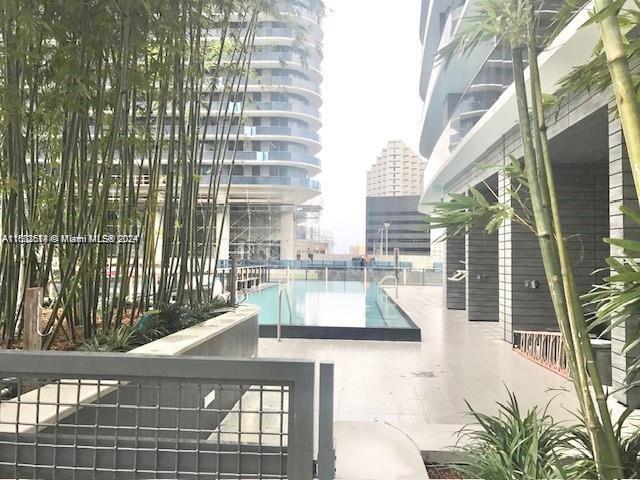 45 SW 9th St Unit 3009, Miami, FL 33130 - community pool featuring a view of city