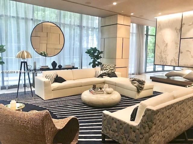 45 SW 9th St Unit 3009, Miami, FL 33130 - community lobby with recessed lighting