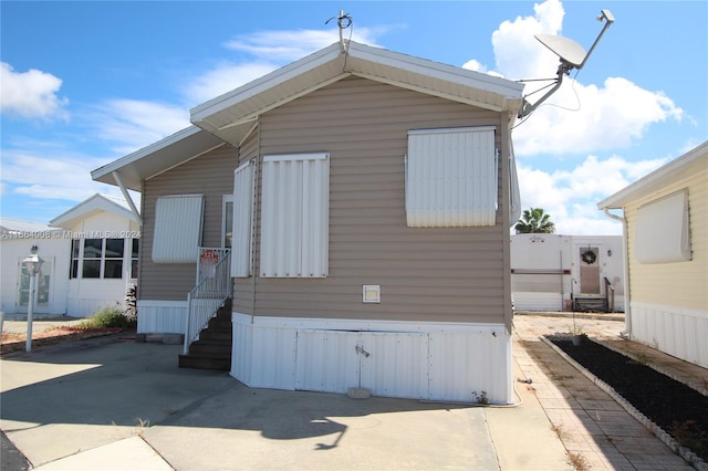 view of front of house