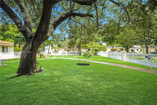 1407 San Marco Ave, Coral Gables, FL 33134 - view of property's community with a yard and fence