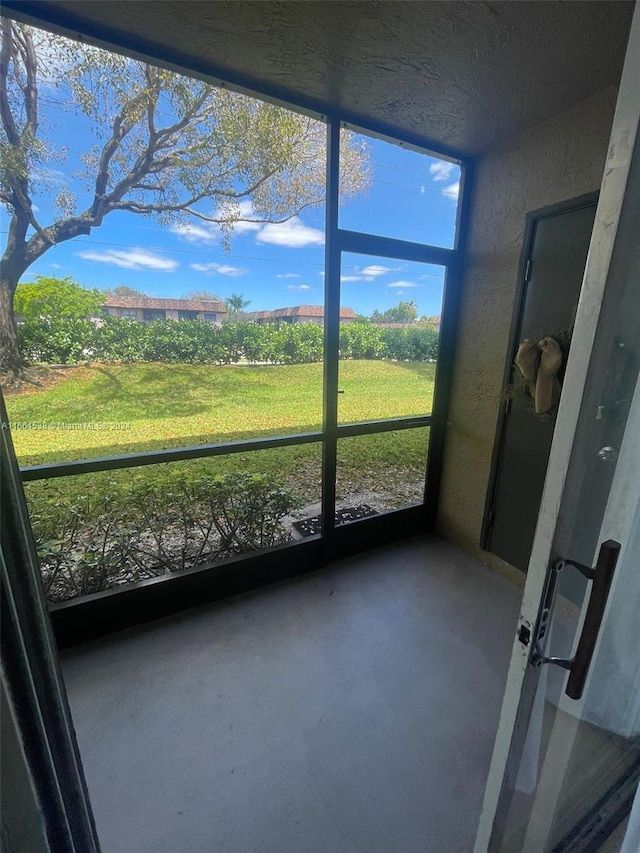 view of unfurnished sunroom