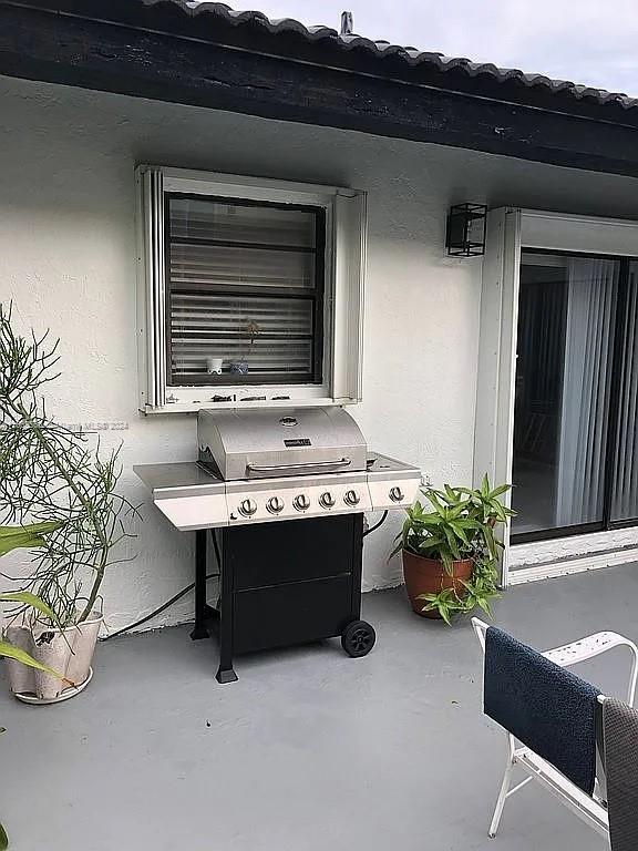 view of patio / terrace with area for grilling