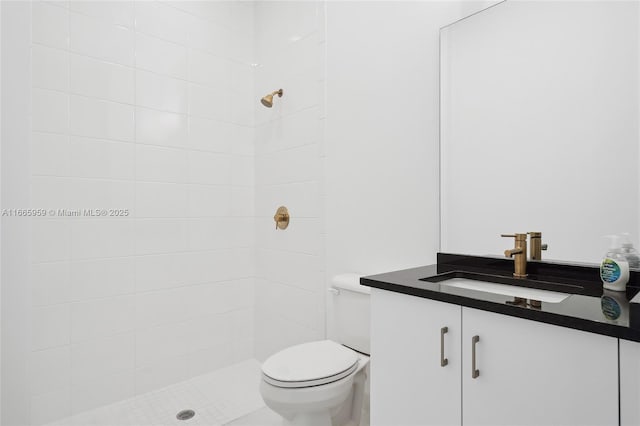 8095 Crystal Downs Ave, Boca Raton, FL 33434 - full bathroom with tiled shower and vanity