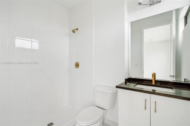 8095 Crystal Downs Ave, Boca Raton, FL 33434 - full bathroom with a tile shower and vanity