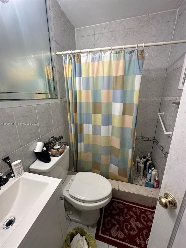 bathroom featuring backsplash, toilet, vanity, tile walls, and a shower with shower curtain