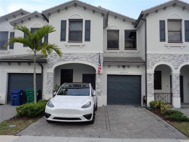 view of front of house with a garage