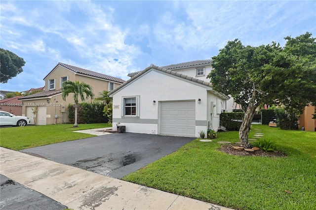 view of front facade with a front yard