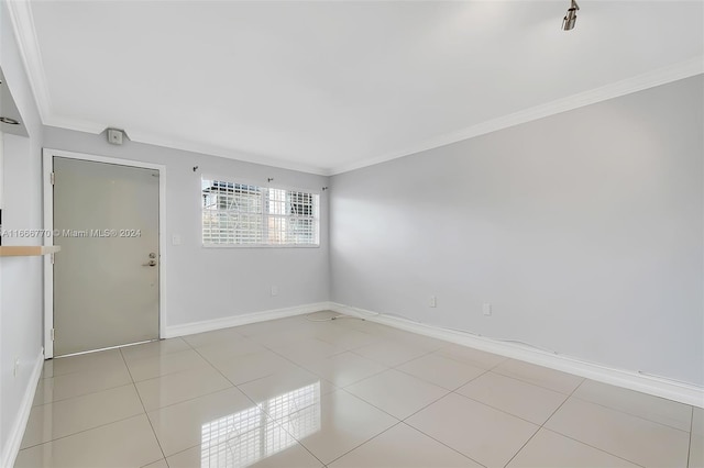 2496 SW 17th Ave Unit 5307, Miami, FL 33145 - empty room featuring ornamental molding and baseboards