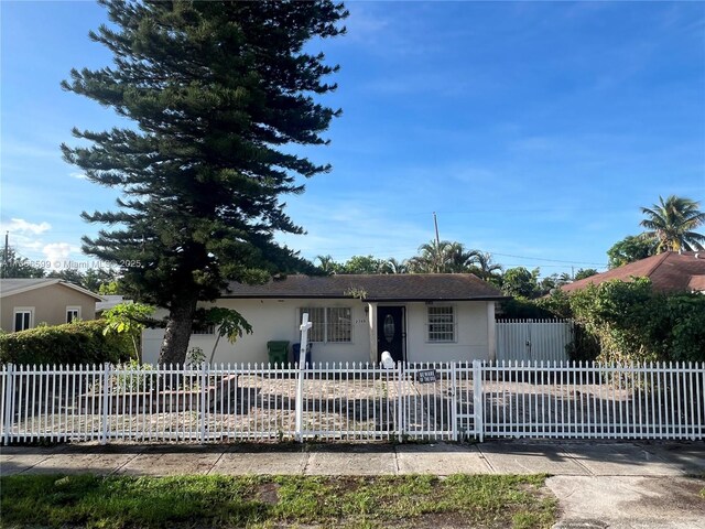 view of front of house