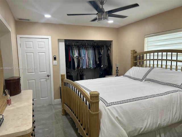 bedroom featuring ceiling fan