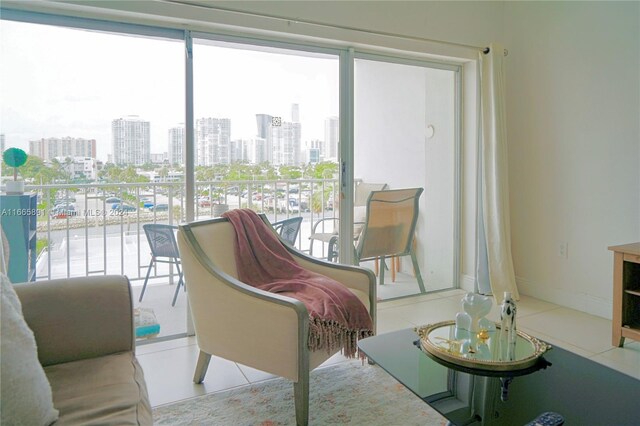 500 Bayview Dr Unit 325, Sunny Isles Beach, FL 33160 - sunroom / solarium featuring a skyline view