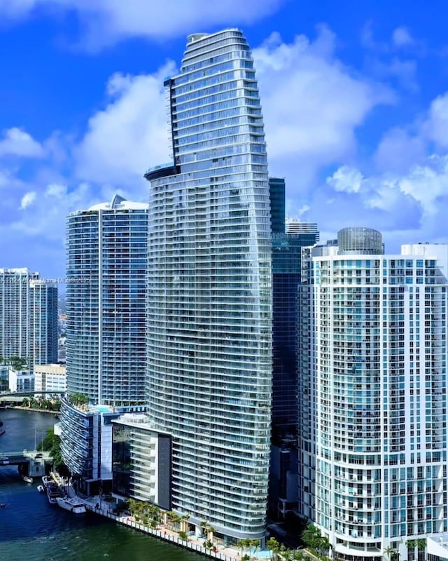 300 Biscayne Blvd Way Unit 3403, Miami, FL 33131 - view of city featuring a large body of water