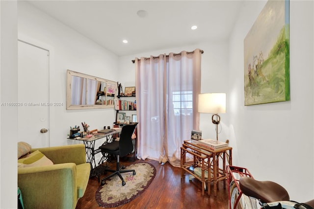 office area with hardwood / wood-style flooring