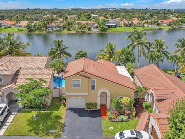 bird's eye view featuring a water view