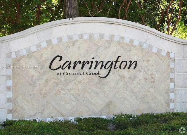 view of community / neighborhood sign