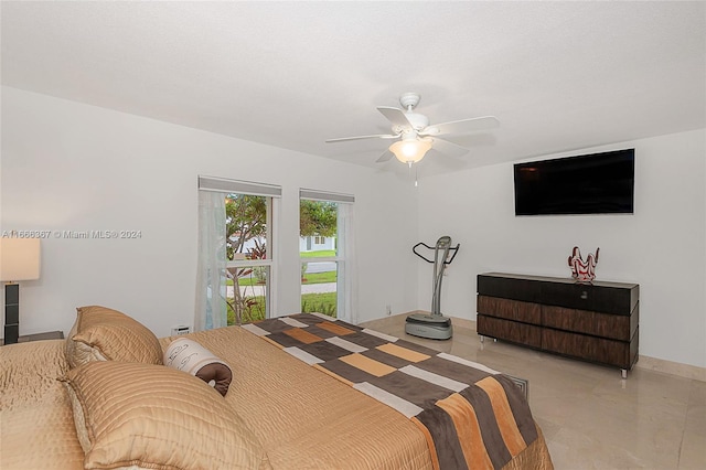 bedroom featuring ceiling fan