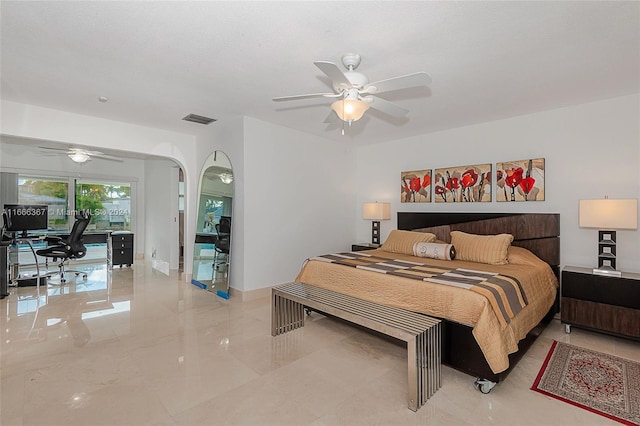 bedroom featuring ceiling fan