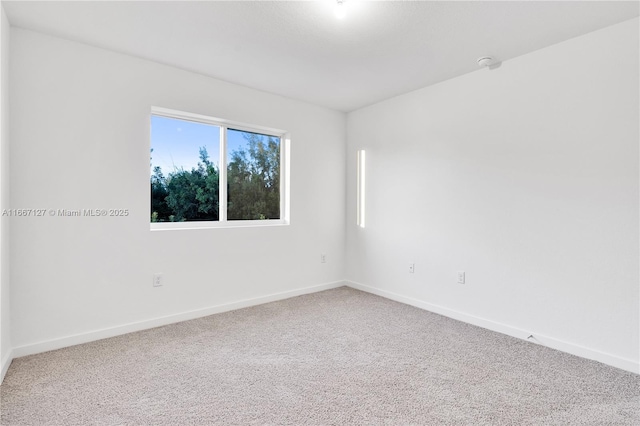 view of carpeted spare room