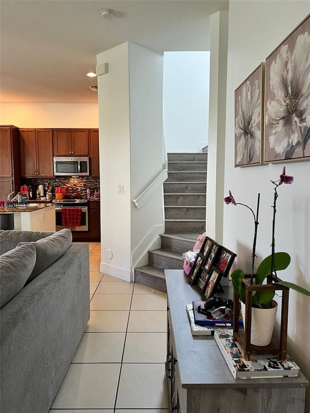 3214 W 97th St, Hialeah, FL 33018 - photo 9