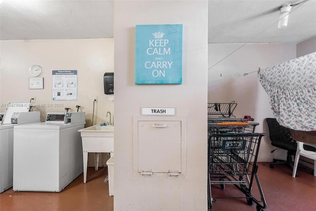5300 Washington St Unit C111, Hollywood, FL 33021 - community laundry room with washer and dryer
