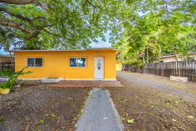 1520 E 10th Ave, Hialeah FL, 33010, 2 bedrooms, 2 baths house for sale