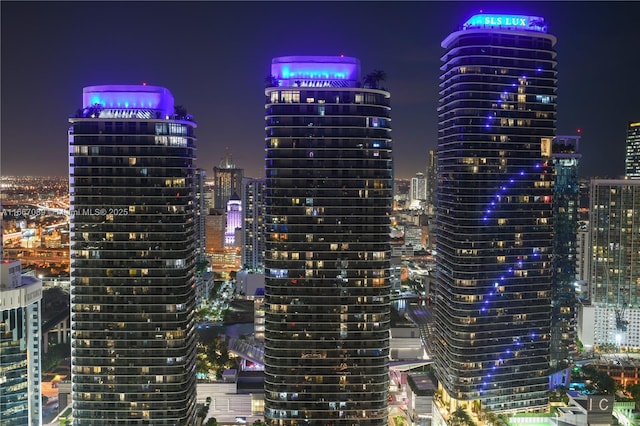 45 SW 9th St Unit 4007, Miami, FL 33130 - view of city featuring a view of city lights