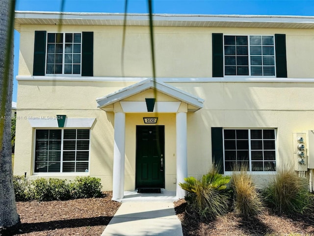 view of property entrance