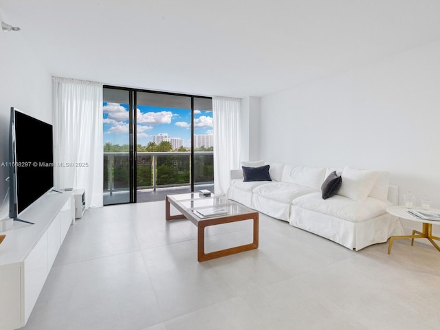 20505 E Country Club Dr Unit 531, Aventura, FL 33180 - living room featuring expansive windows