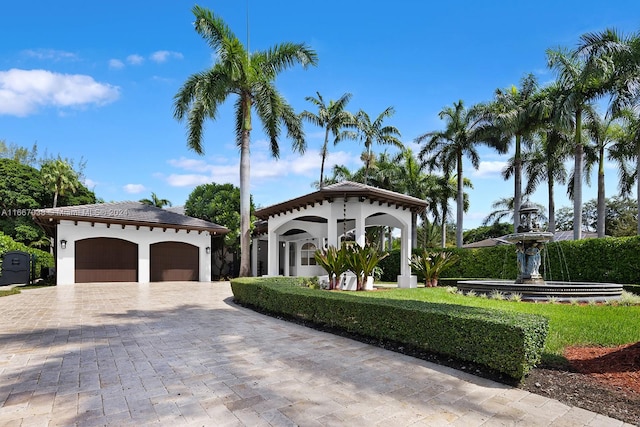 view of mediterranean / spanish-style home