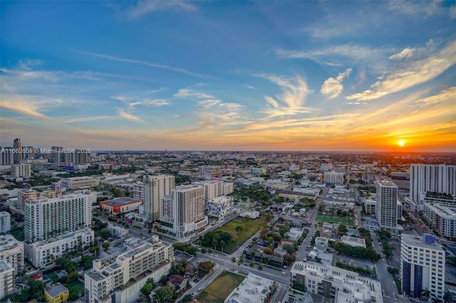 view of aerial view at dusk