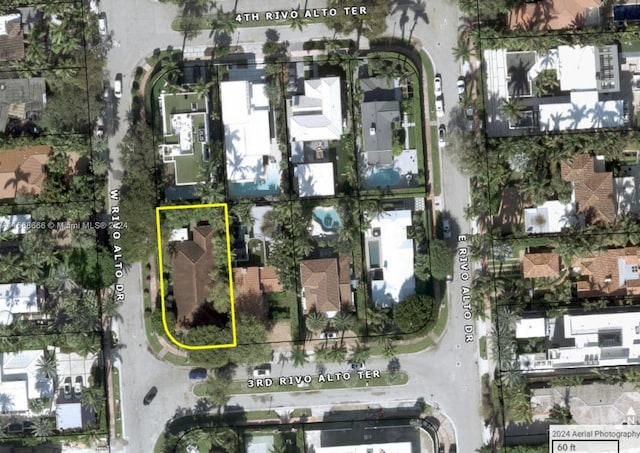 301 W Rivo Alto Dr, Miami Beach, FL 33139 - photo 2
