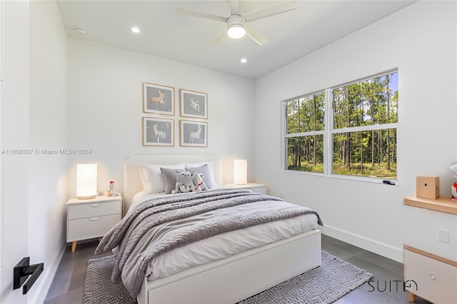 bedroom featuring ceiling fan