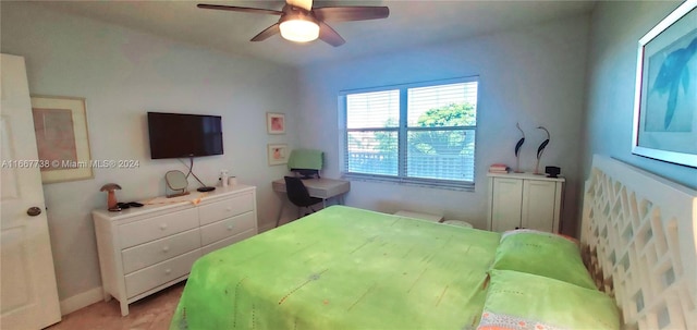 bedroom featuring ceiling fan