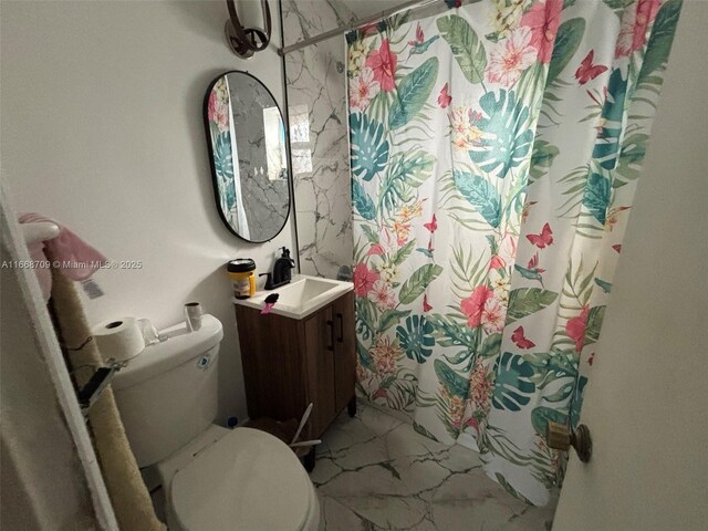 711 SW 10th St, Dania Beach, FL 33004 - bathroom with marble finish floor, curtained shower, toilet, and vanity