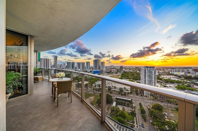 488 NE 18th St Unit 2301, Miami, FL 33132 - balcony at dusk with a view of city