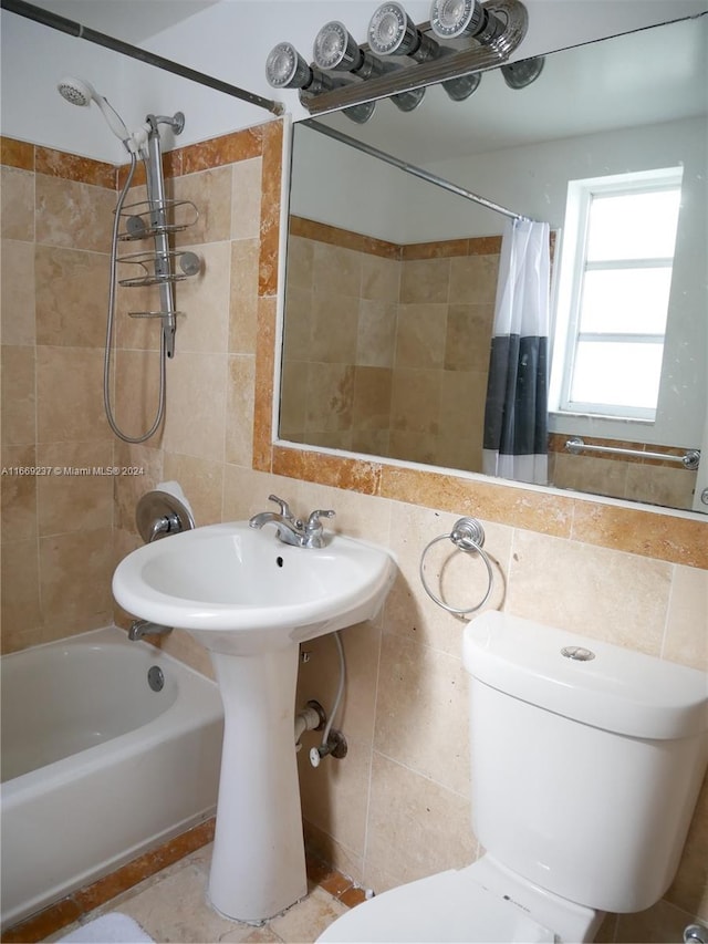 bathroom featuring shower / bath combination with curtain, tile walls, tasteful backsplash, and toilet