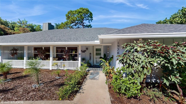 view of front of home featuring a porch