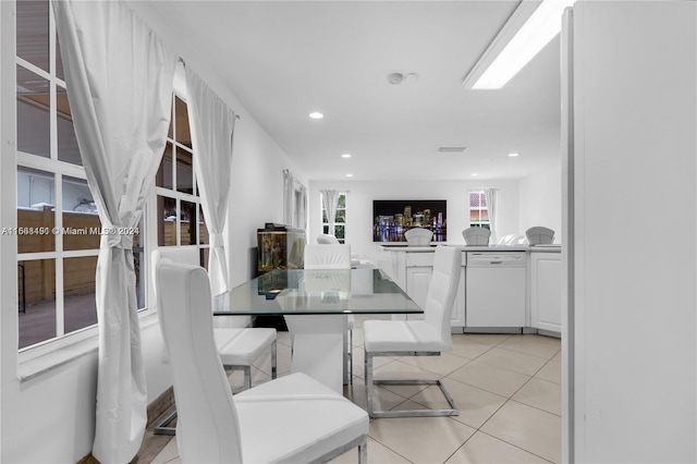 dining room with light tile patterned floors