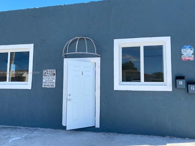 view of entrance to property