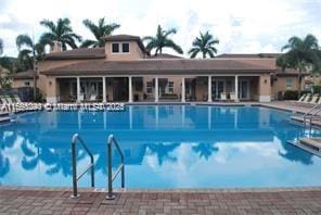 622 SW 147th Ter, Pembroke Pines, FL 33027 - view of community pool