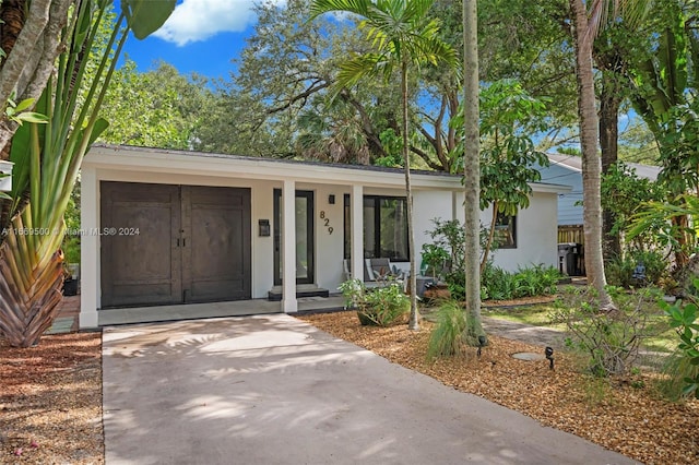 view of front of property with a porch